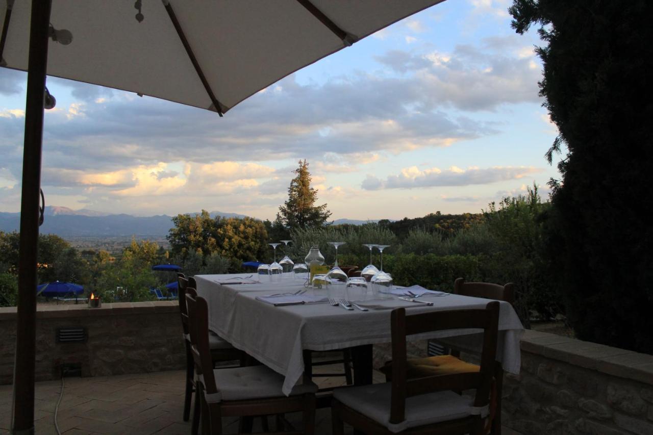 Agriturismo Camiano Piccolo Montefalco Bagian luar foto