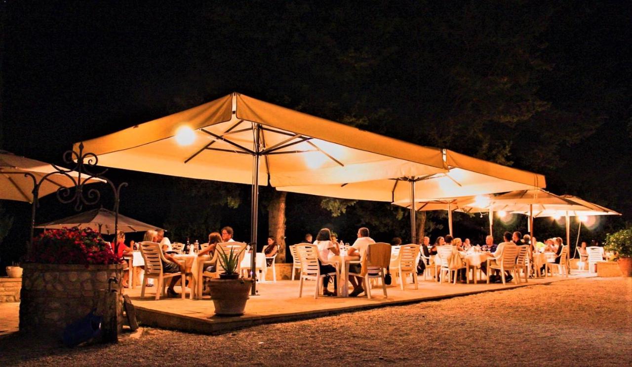 Agriturismo Camiano Piccolo Montefalco Bagian luar foto