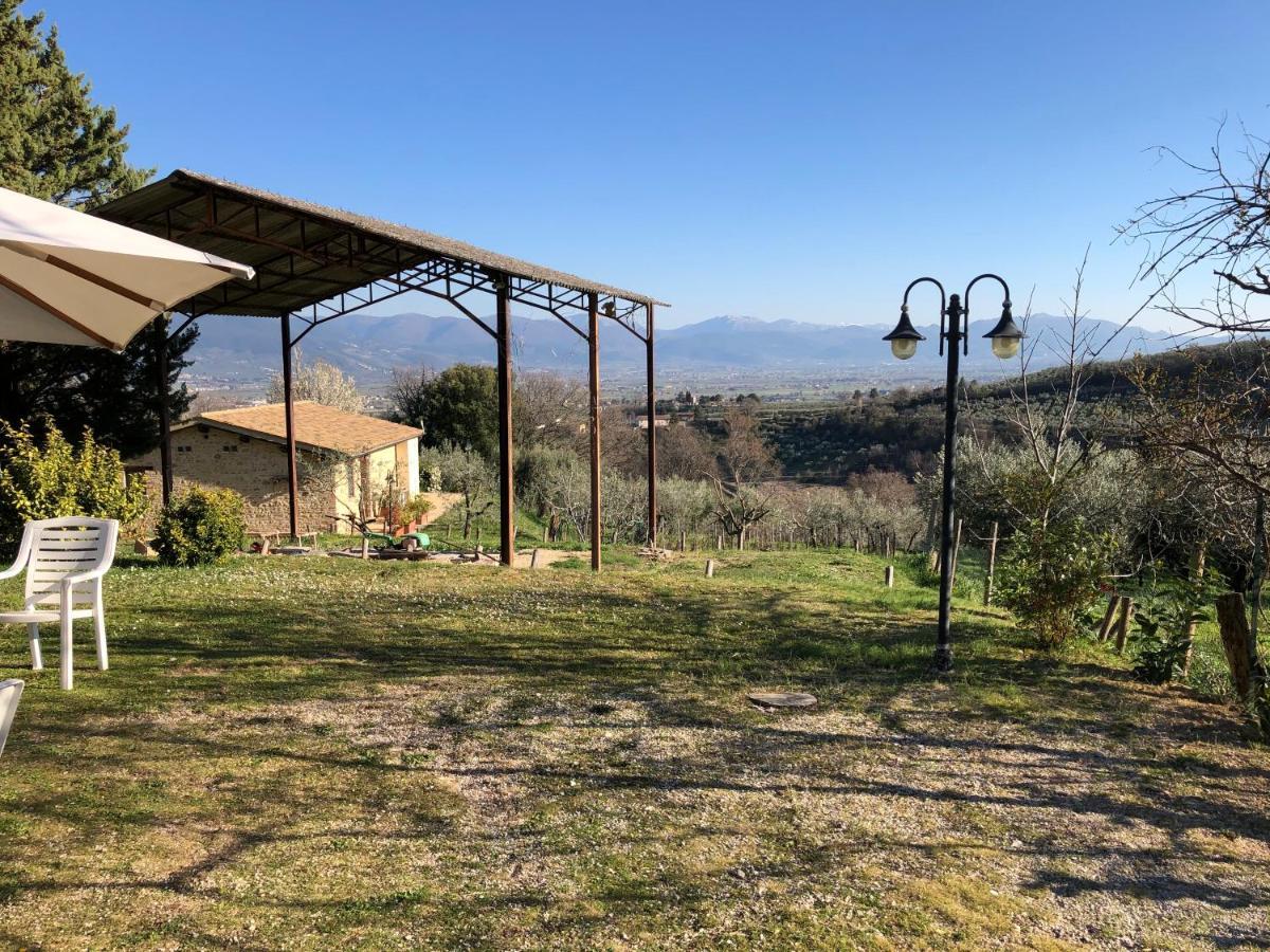 Agriturismo Camiano Piccolo Montefalco Bagian luar foto