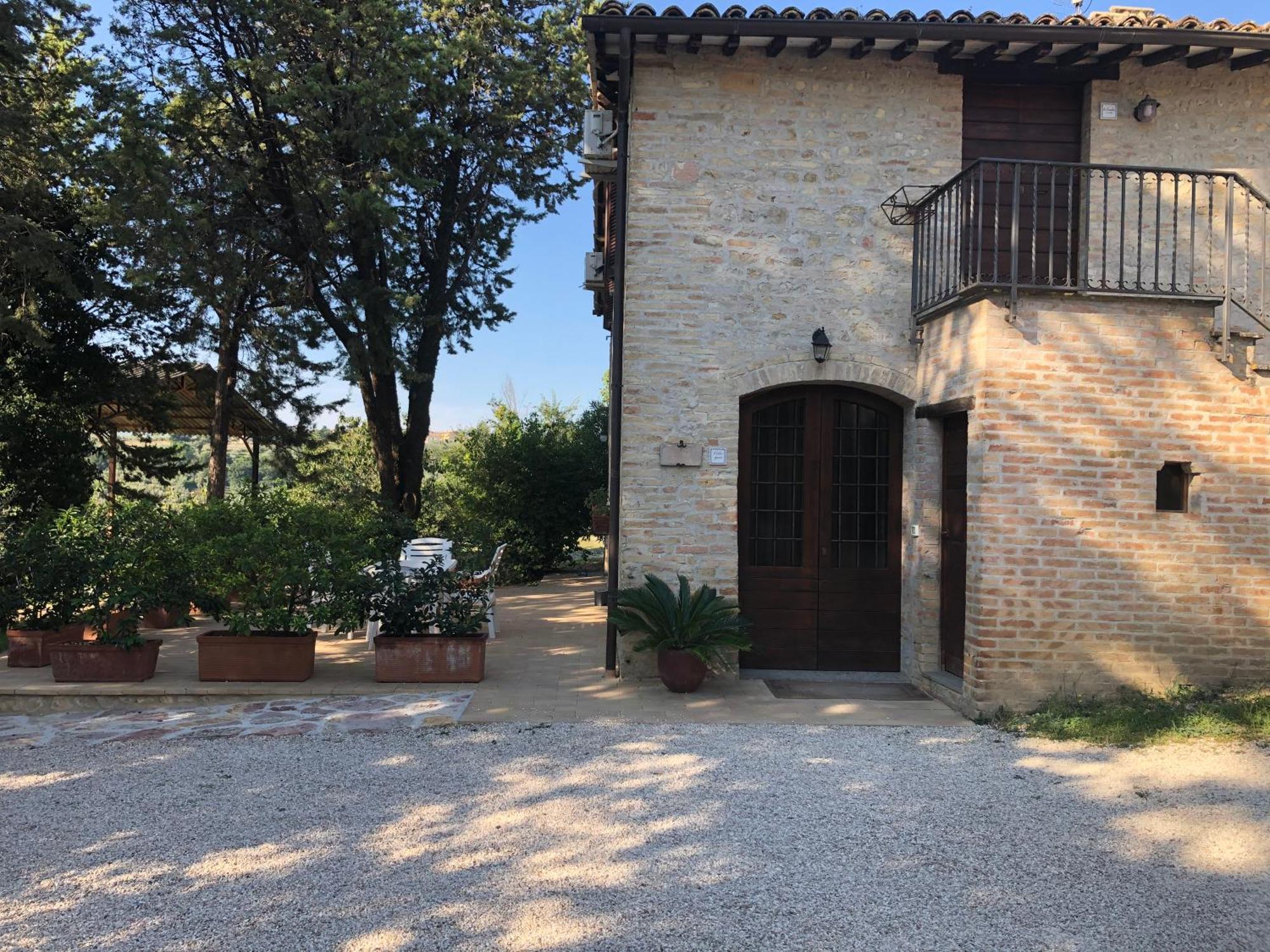 Agriturismo Camiano Piccolo Montefalco Ruang foto